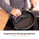 Das 7-verschließbare Mikrofasertuch aus der Selection-Reihe bietet Ihnen perfekte Reinigungsergebnisse, indem es effektiv Schmutz aufnimmt und gleichzeitig schonend zu Oberflächen bleibt.