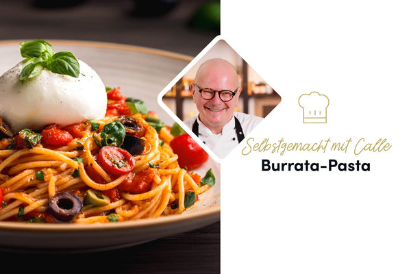 Sommer auf dem Teller: Spaghetti mit geschmorten Tomaten, Oliven und zartschmelzender Burrata