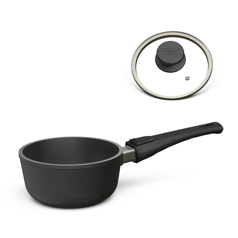Der Hoffmann 1680 Stieltopf kommt mit abnehmbarem Griff und passendem Deckel – ideal für flexibles Kochen und platzsparendes Verstauen.